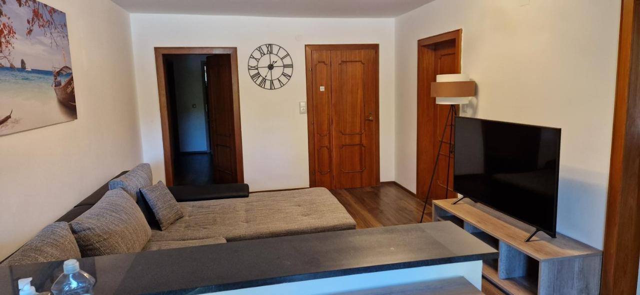 Adam'S Ferienapartments Bad Schallerbach Exteriör bild